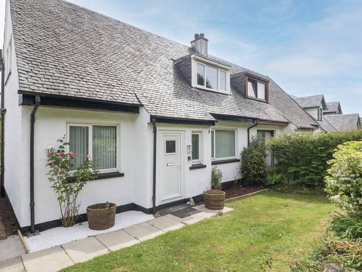 Log cabin for 5 people, with garden, with pets in Loch Linnhe