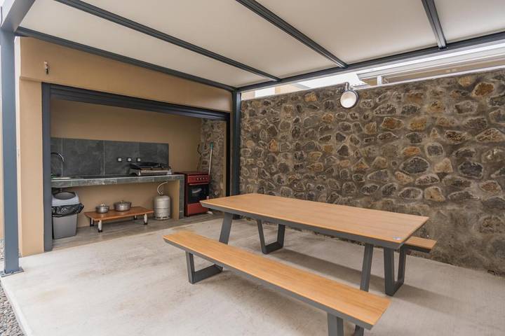 Location de vacances pour 8 personnes, avec balcon ainsi que jardin et jacuzzi, adapté aux familles aux Avirons - 3