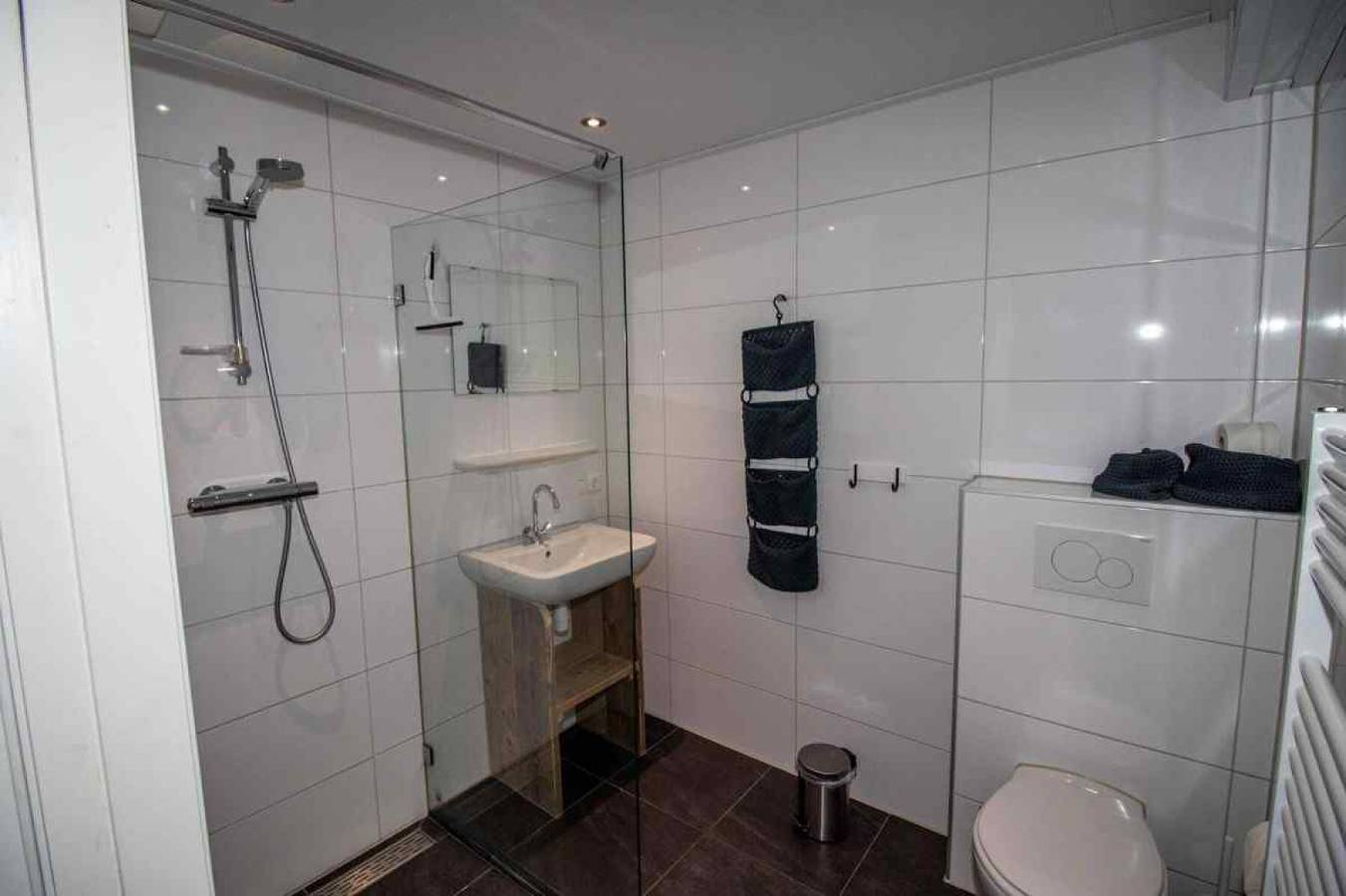 Geheel appartement, Prachtig 2 persoons vakantiewoning in het centrum van het Drentse Diever. in Nationaal Park Dwingelderveld
