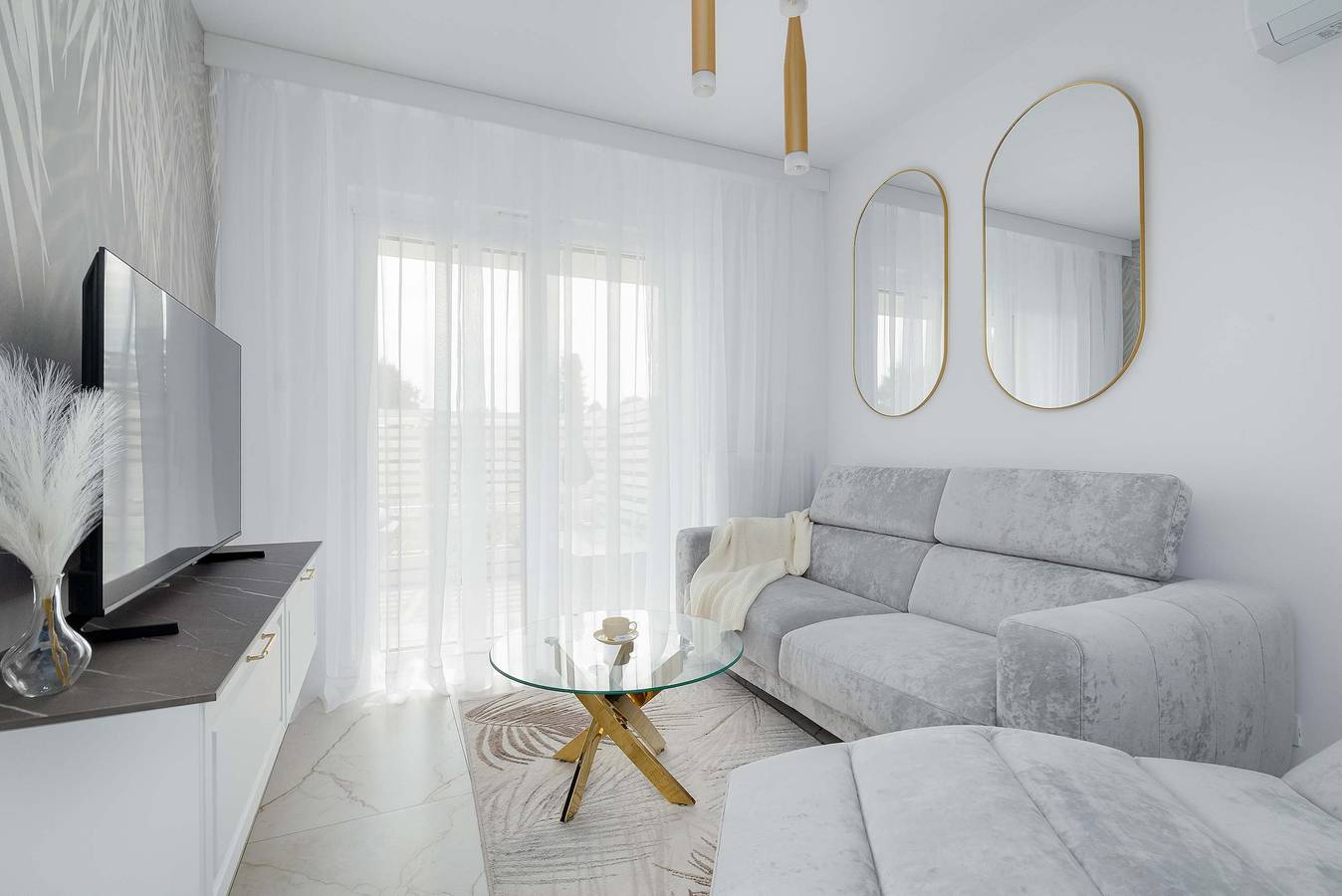 Appartement entier, Elegant Apartment with Terrace | Air Conditioning | Close to the Beach in Ustronie Morskie, Baltic Sea Pomerania