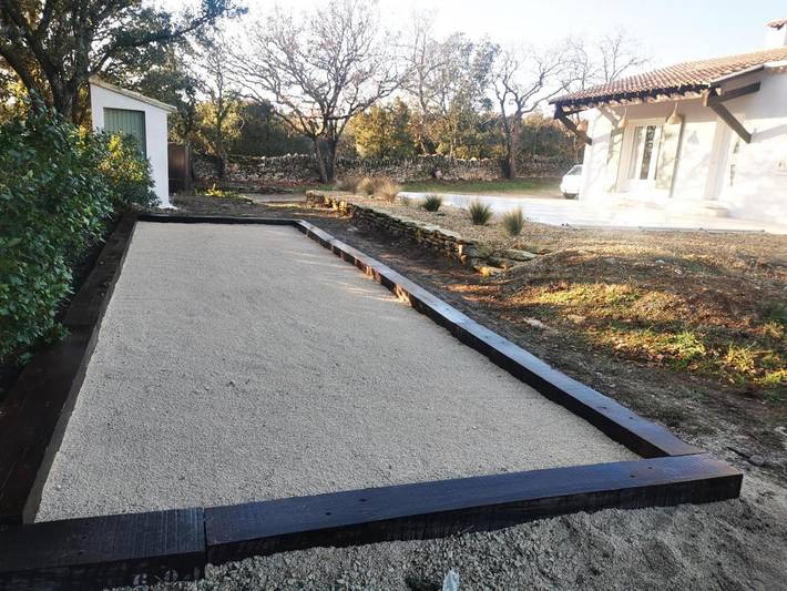 Location de vacances pour 6 personnes, avec Terrasse ainsi que Piscine et Vue à Cabrières-d'Avignon - 4