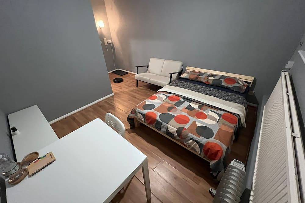 Entire apartment, The Friary House - Central Guildford Personal 1 Bedroom Private Apartment in Guildford, Surrey