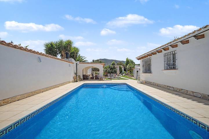 Villa for 10 people, with garden, with pets - 1