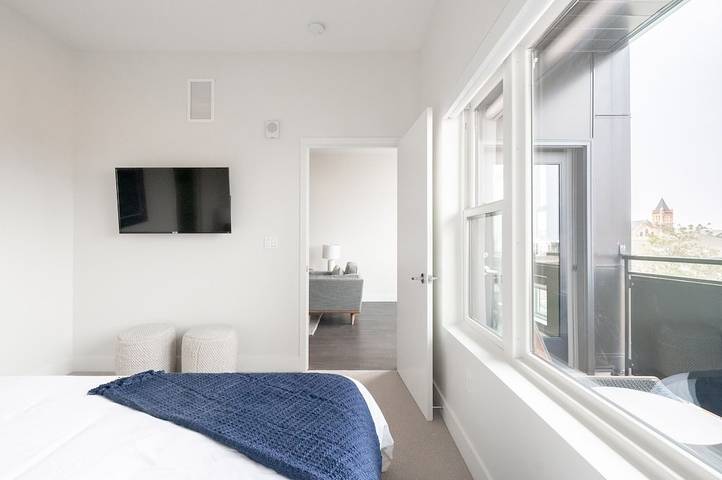 Loft for 4 people, with balcony, with pets in Denver