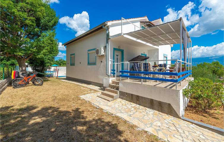 Gemütliche Ferienwohnung mit Pool und Terrasse – nur 1 km von der Küste entfernt! in Novigradsko More, Zadar