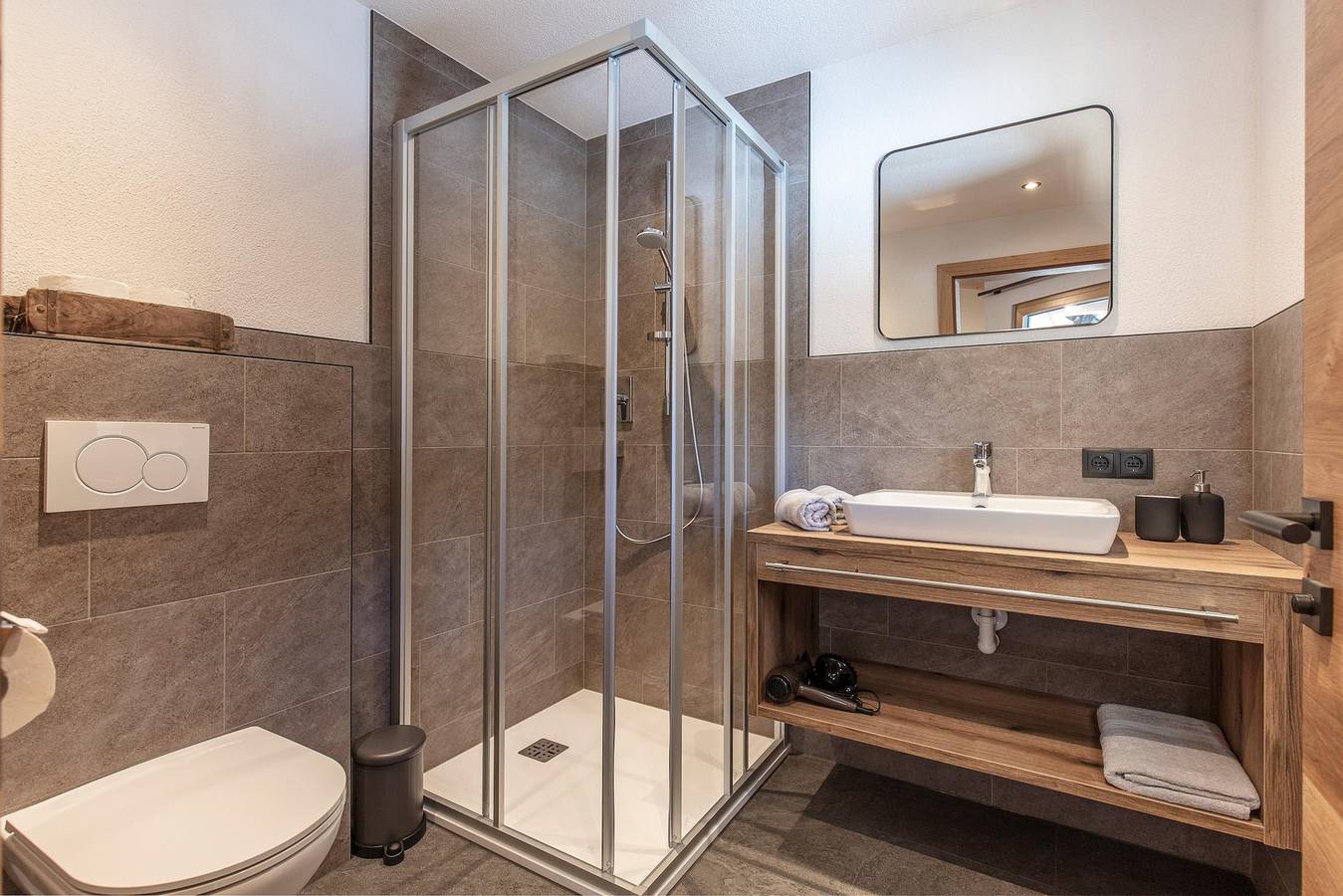 Hel ferielejlighed, Appartement Pusteblume in Sölden, Ötztal