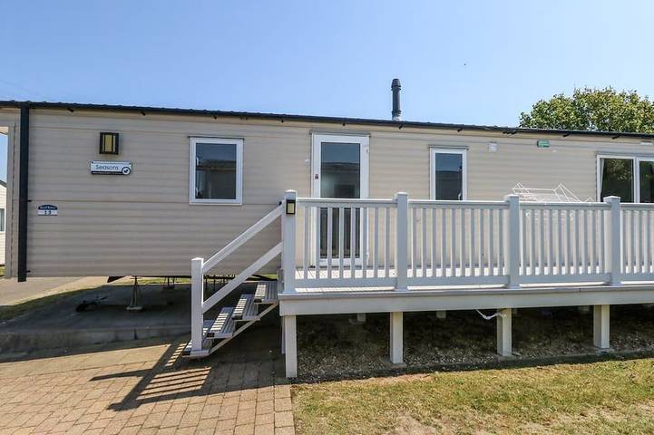 Glamping for 6 people in Poole