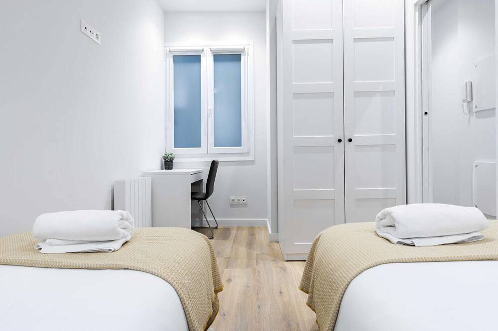 Entire apartment, Zigordia 28 apartment - zarautz city center, improved-lightning by Egona in Zarautz, Basque Coast (Spain)