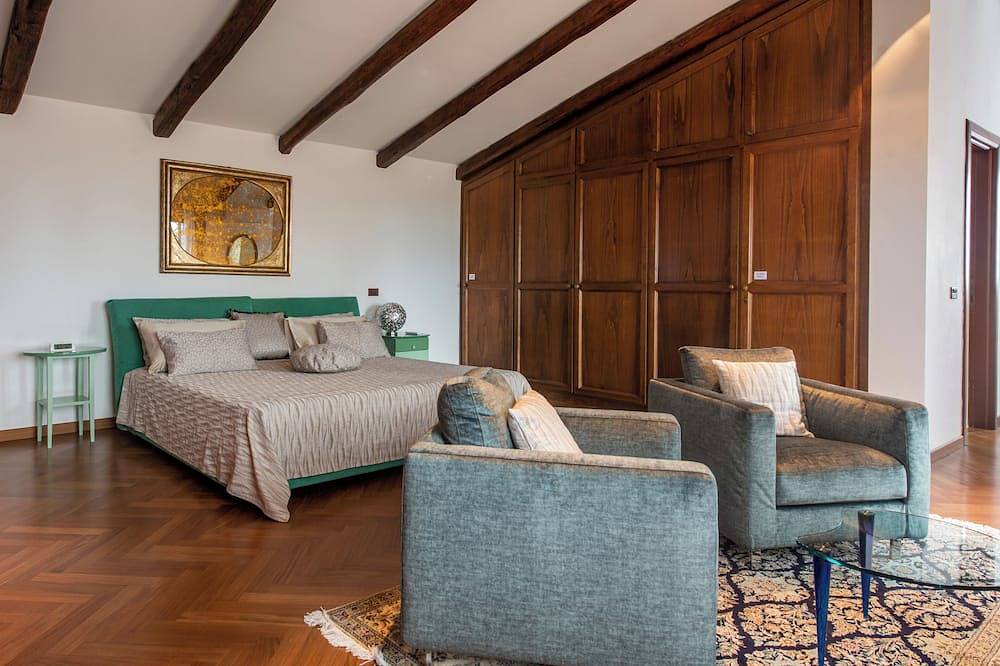 Villa Abaton: Enchanting Etruscan Villa with Sea View, one hour from Rome in Cerveteri, Provincia de Roma