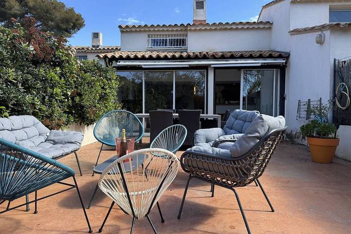 Location de vacances pour 4 personnes, avec jardin dans Plage du Débarquement (La Croix-Valmer)