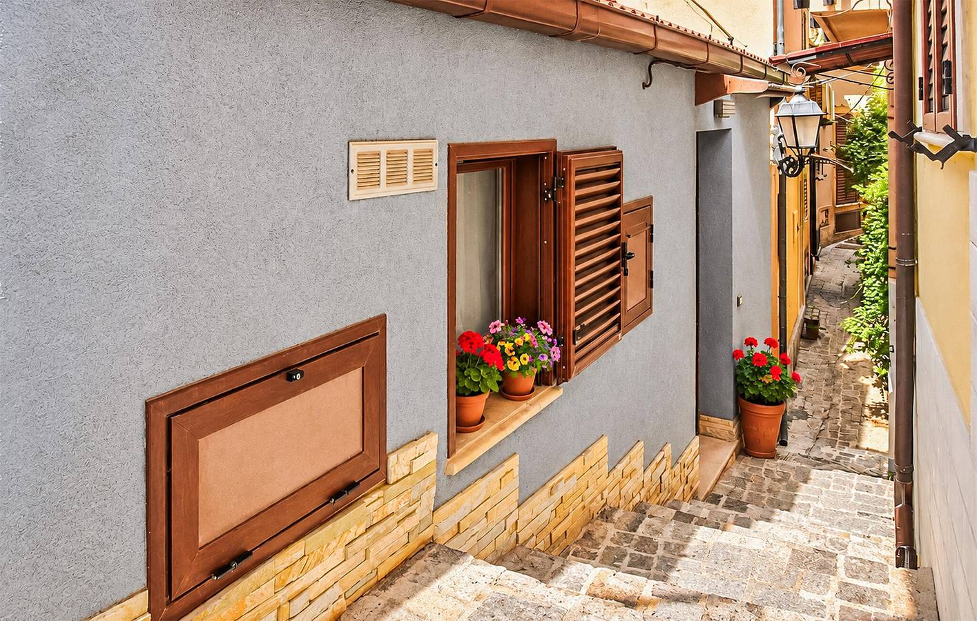 Accogliente appartamento sulla spiaggia con terrazza e parcheggio in Lido Antares Beach, Scilla