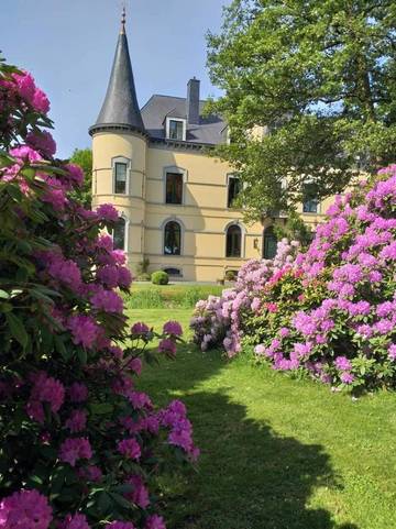 Cottage pour 4 personnes, avec vue ainsi que jardin et vue sur le lac à Bertrix