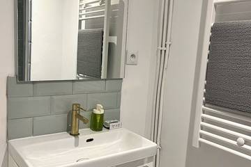 Appartement De Vacances pour 3 Personnes dans Bagnolet, Seine-Saint-Denis, Photo 3