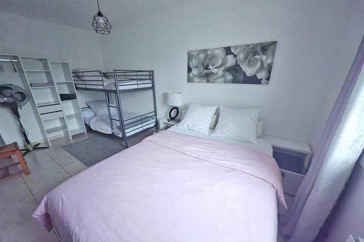 Location de vacances pour 11 personnes, avec Terrasse et Jardin à Sully-sur-Loire - 3