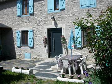 Gîte pour 6 personnes, avec jardin à Guchan