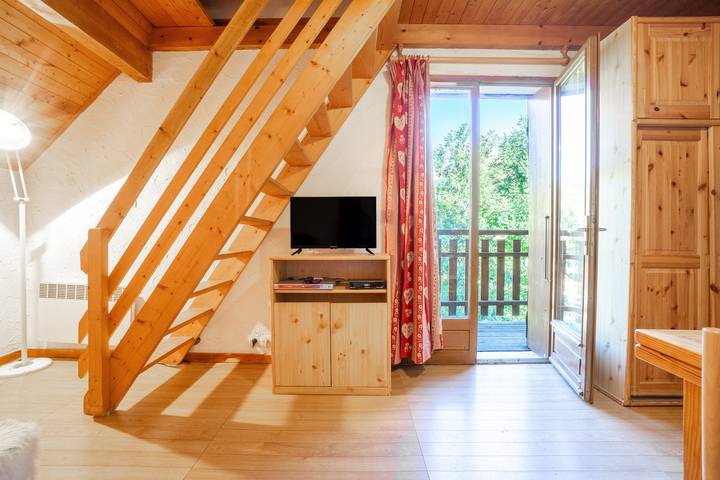 Ganze Wohnung, Ferienwohnung 'Appartement 8' mit Bergblick, Gemeinschaftsgarten und Wlan in Saint-Sorlin-d'Arves, Region Saint-Jean-de-Maurienne