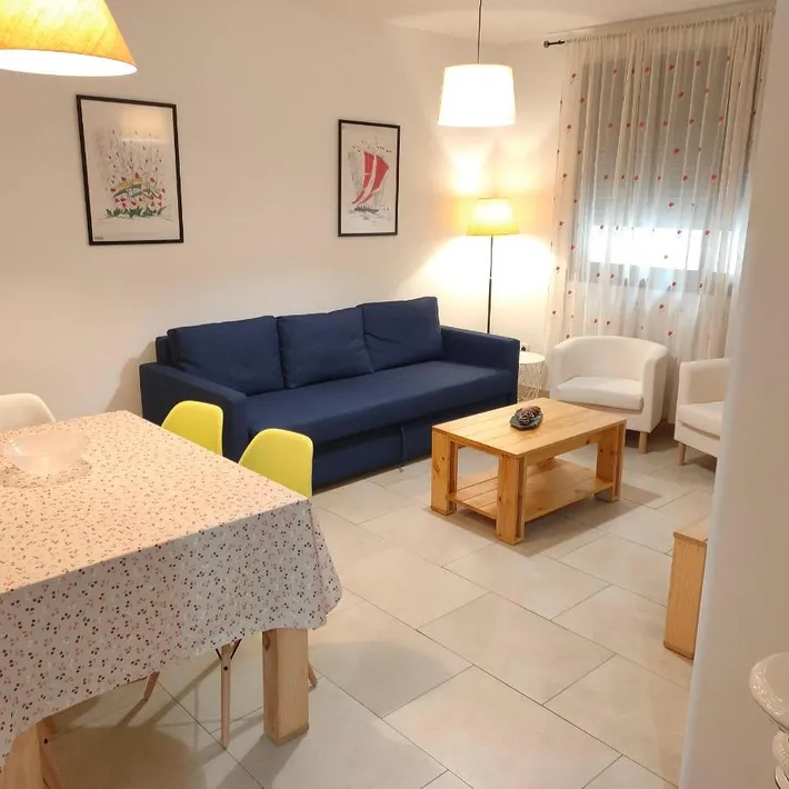 Apartamento de vacaciones para 5 personas, con terraza, Se admiten mascotas - 1