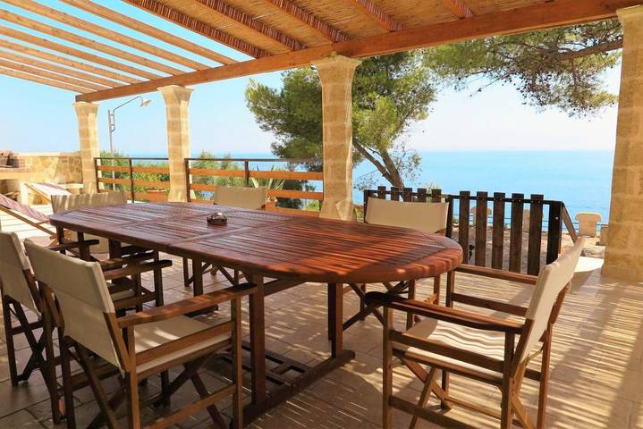 Location de vacances pour 9 personnes, avec vue ainsi que jardin et piscine, adapté aux familles à Corsano - 2