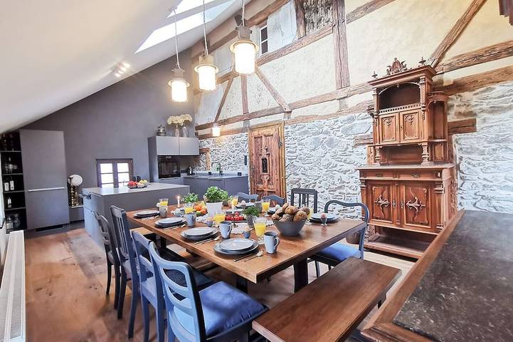 Ferienhaus für 12 Personen, mit Terrasse und Garten
