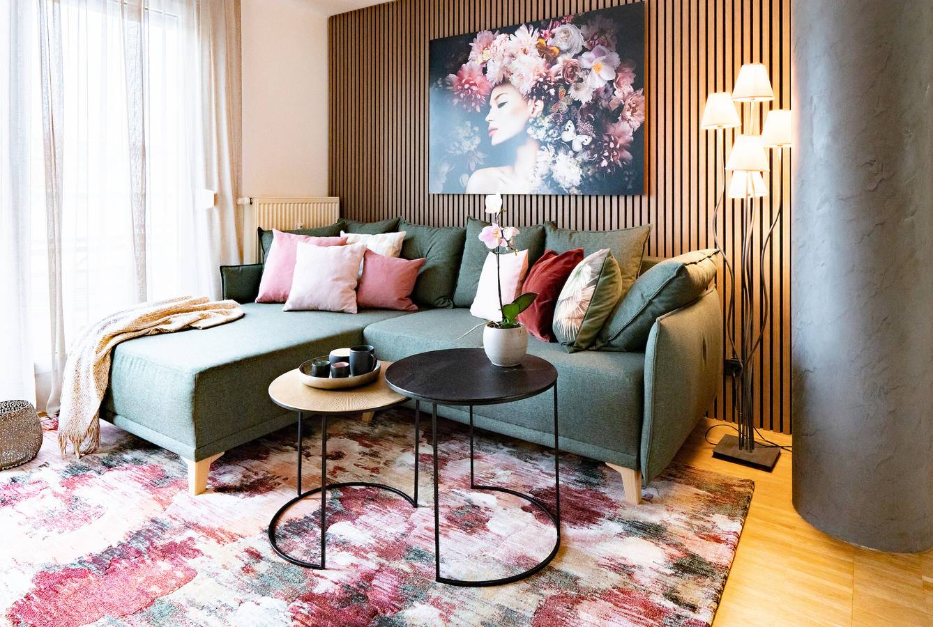 Ganze Wohnung, Ferienwohnung 'Top Of Singen' mit Bergblick, privater Terrasse und Wlan in Singen, Hegau