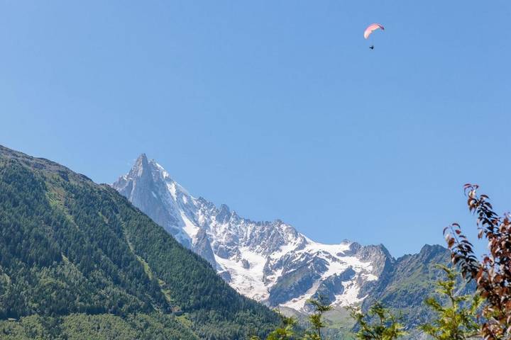 Gîte pour 12 personnes, avec vue ainsi que jardin et sauna à Voreppe - 4