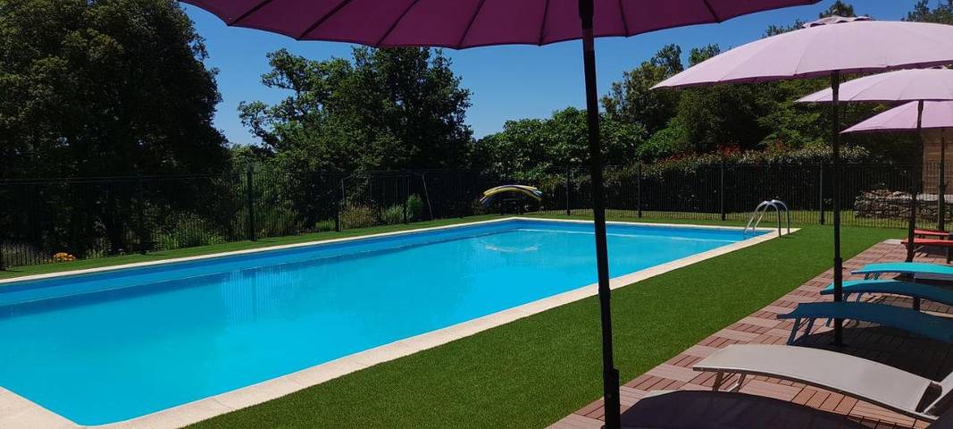 Maison de vacances pour 5 personnes, avec piscine et jardin, animaux acceptés