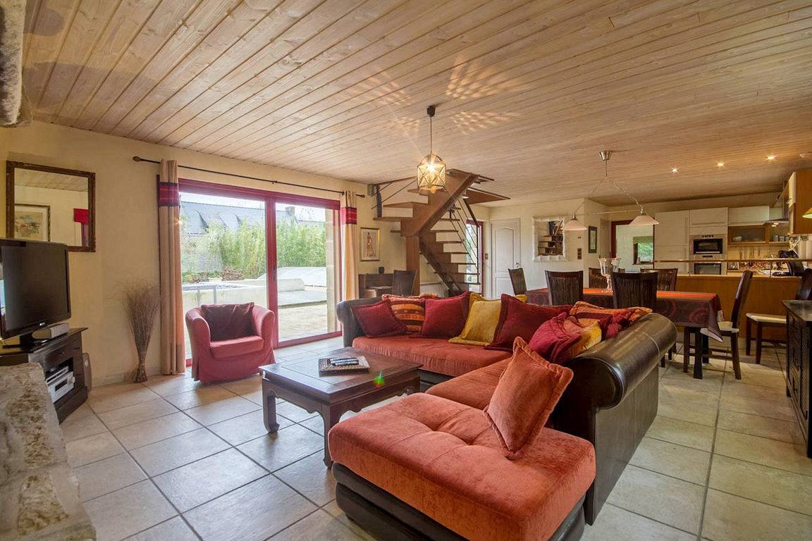 Villa avec Piscine couverte et chauffée d avril à fin septembre in Golf Saint-Laurent, Ploemel