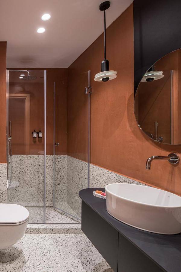 Chambre d’hôte pour 2 personnes, avec jacuzzi et balcon, animaux acceptés à Thessalonique - 4