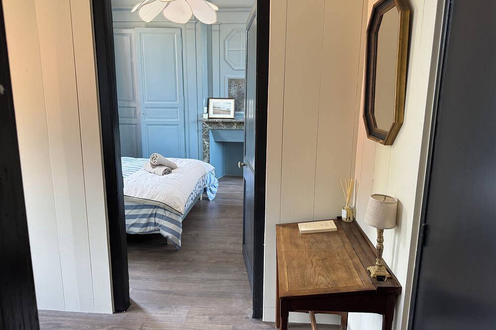 Maison Eudoise, swimming pool and spa in Eu, Dieppe region