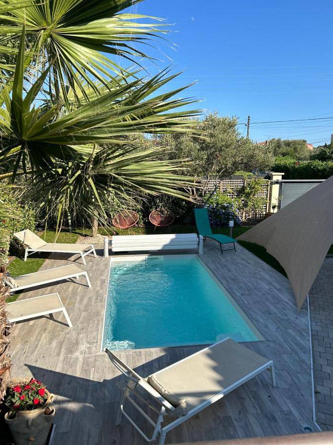 Location de vacances pour 6 personnes, avec piscine et jardin dans Base Nature François Léotard - 2