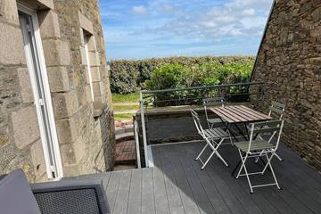 Gîte pour 4 personnes, avec jardin et terrasse à Pleudaniel