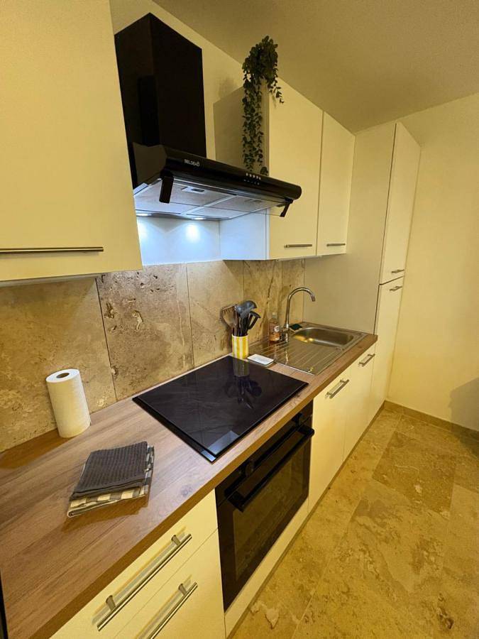 Gîte pour 6 personnes, avec jardin et terrasse à Cairanne - 3