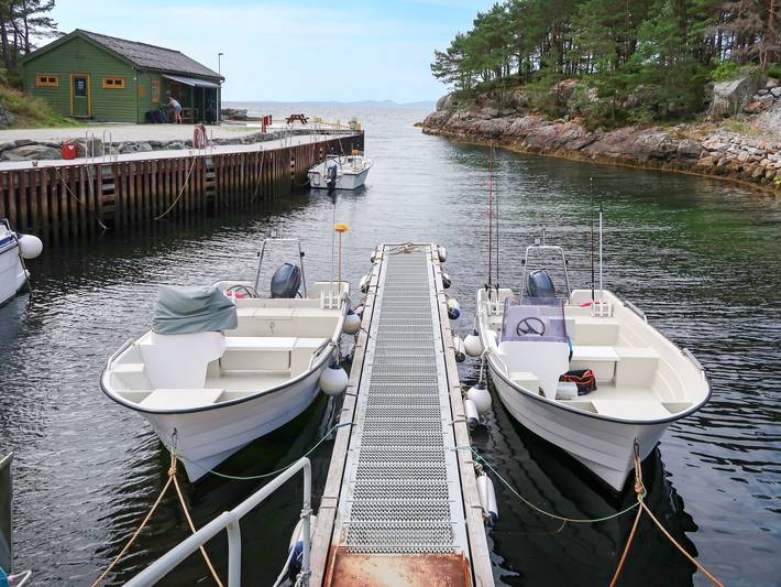 Nesholmen in Hyllestad