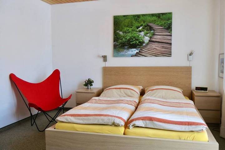 Ganze Wohnung, Uf dr Egga 22 Appartement/Fewo, Dusche oder Bad, Wc 2-Zimmerwohnung in Flüelapass, Davos