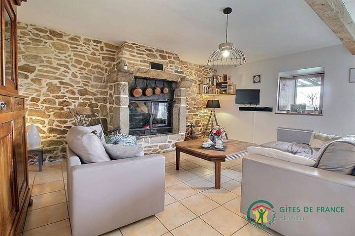 Gîte pour 4 personnes, avec jacuzzi et sauna ainsi que terrasse et jardin à Limerzel - 3