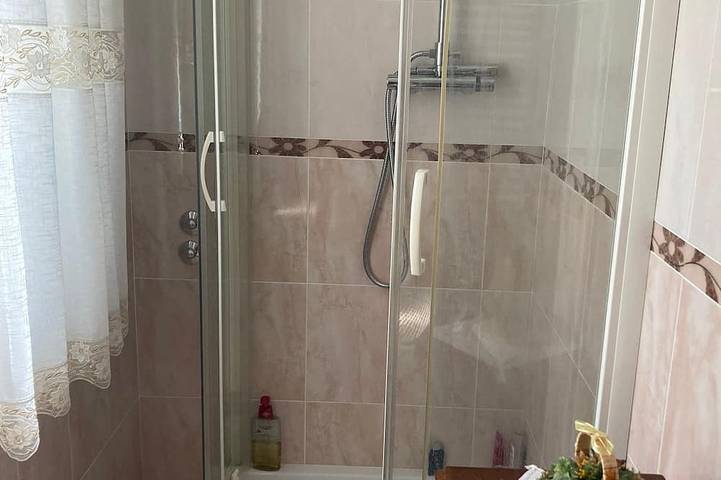 Apartamento entero, 2 Bedroom Apartment in Nocera Umbra in Nocera Umbra, Provincia de Perugia