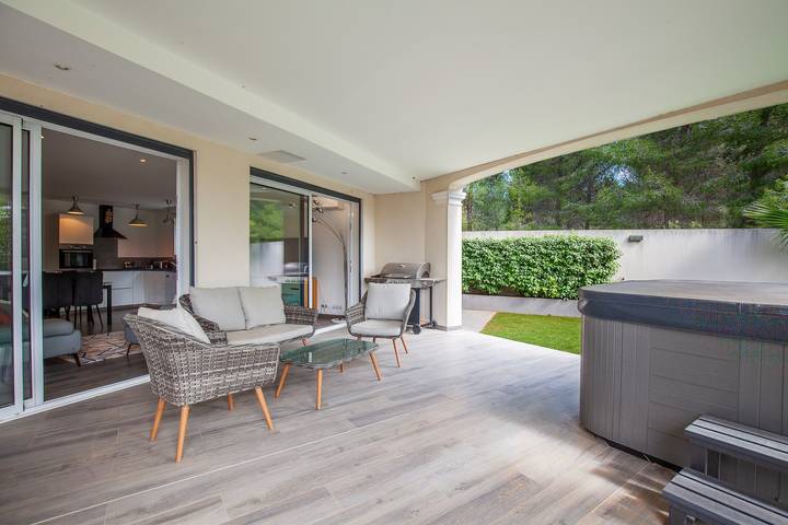 Gîte pour 4 personnes, avec jardin et jacuzzi, animaux acceptés à Sausset-les-Pins - 4