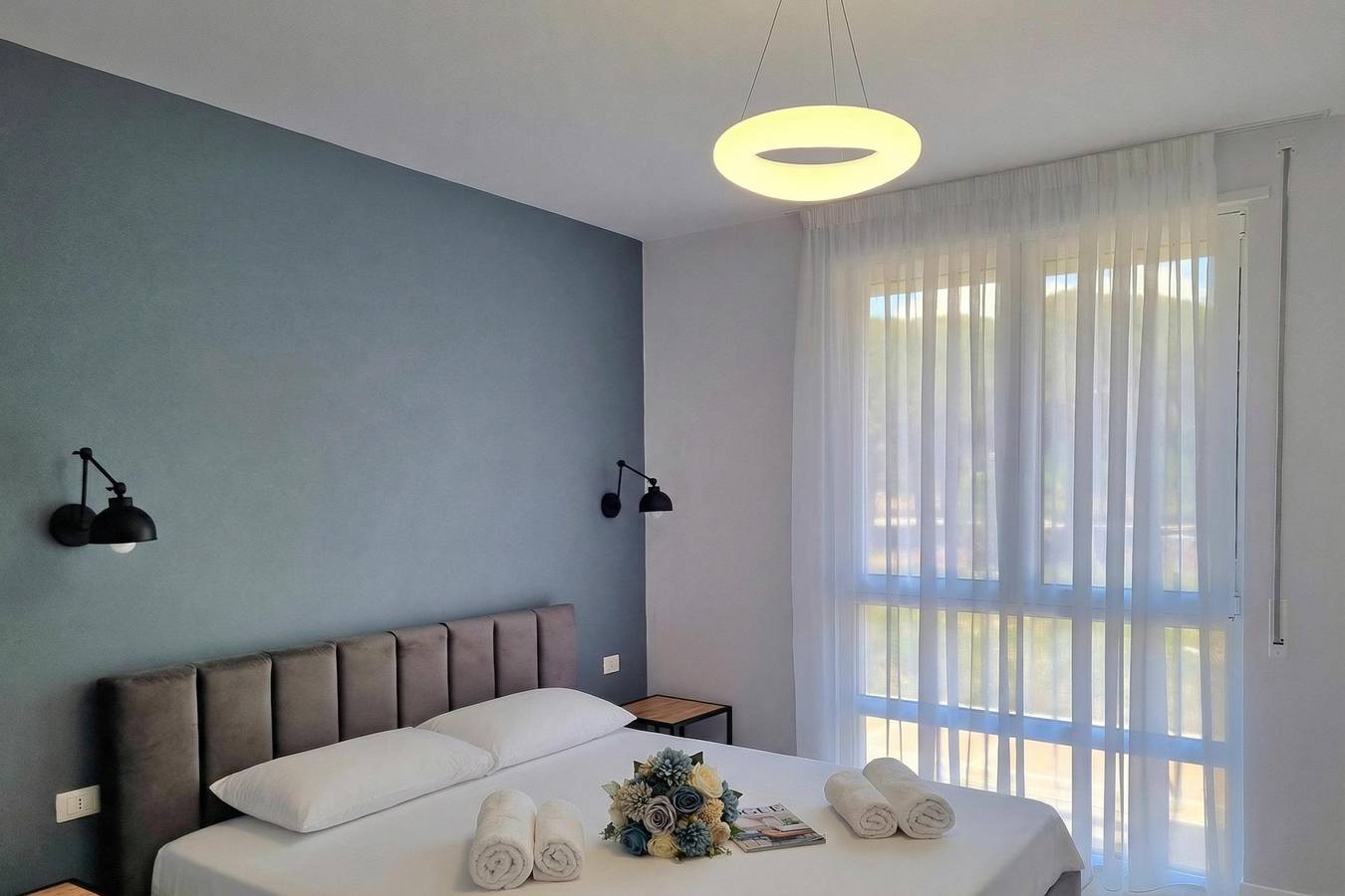 Ganze Wohnung, White Moon Apartment 301 in Ishëm, Albanien
