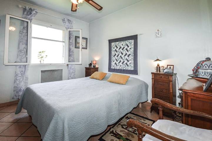 Location de vacances pour 6 personnes, avec jardin, animaux acceptés à San-Giuliano - 2