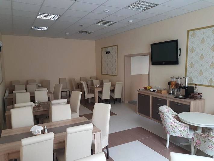 Hôtel pour 3 personnes, avec terrasse et vue dans Baia Mare - 4