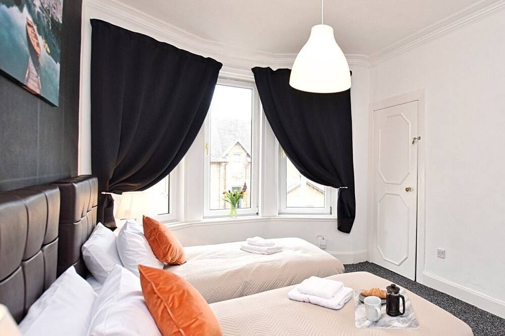 Geheel appartement, Geweldig appartement met gratis Wifi en parkeergelegenheid in North Lanarkshire