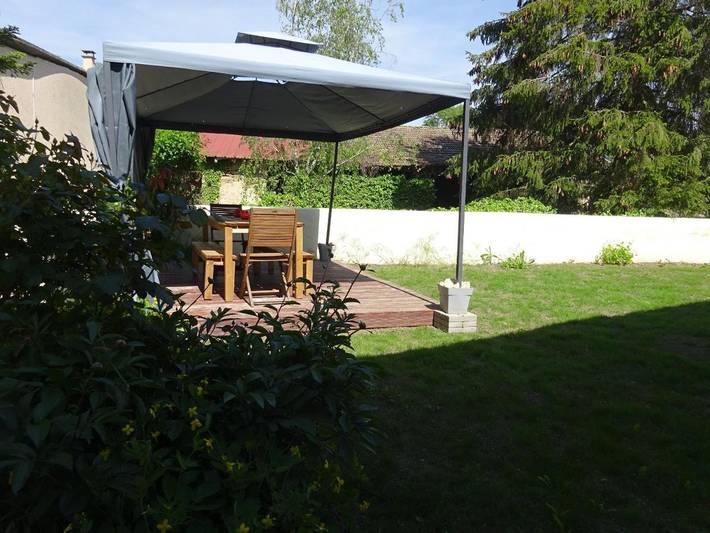 Location de vacances pour 2 personnes, avec jardin et vue, animaux acceptés à Villemoirieu - 2