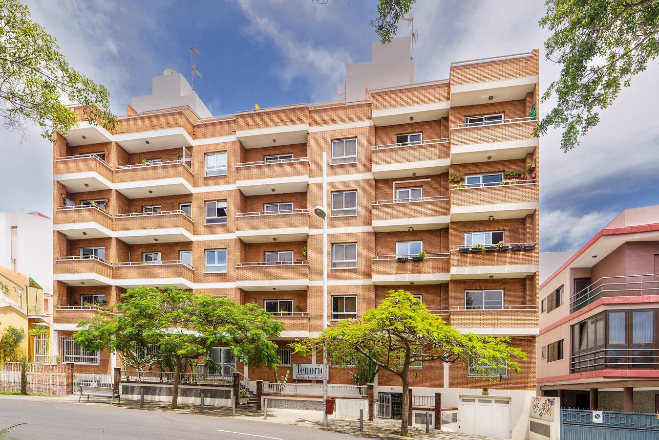 Apartamento vacacional entero, Living Sol - Centric Urban Room 4 in Distrito Salud-La Salle, Santa Cruz de Tenerife