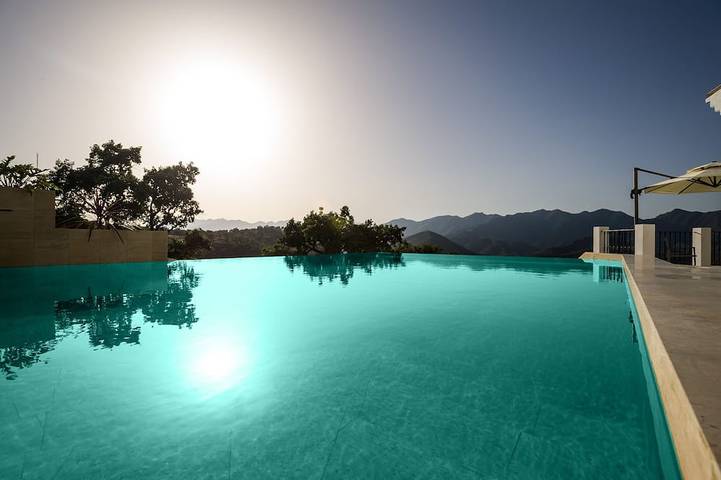 Villa for 10 people, with garden - 1
