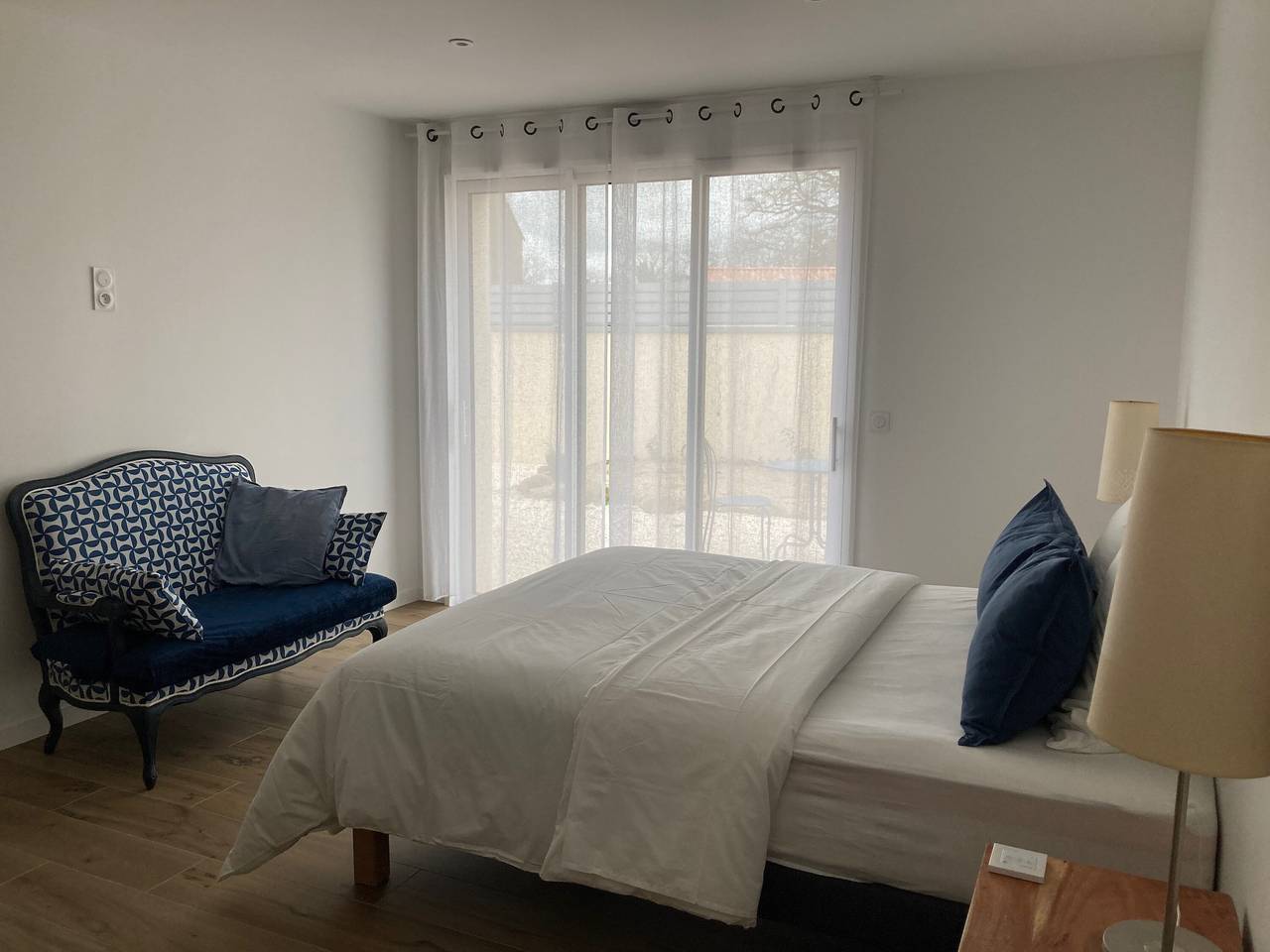 Chambre d’hôtes À L'orée Des Bois « Chambre Loulou » avec terrasse privée, jardin commun et Wi-Fi in La Gaubretière, Vallée de la Loire