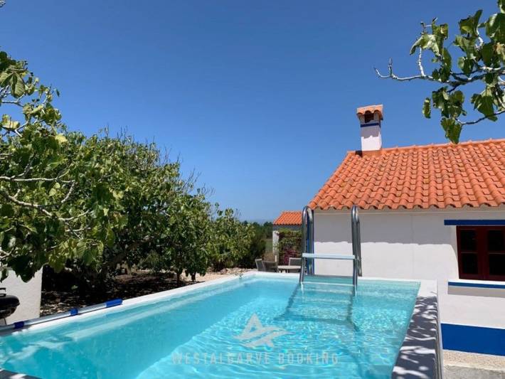 Casa rural para 4 personas, con Terraza además de Jardín y Piscina en Aljezur