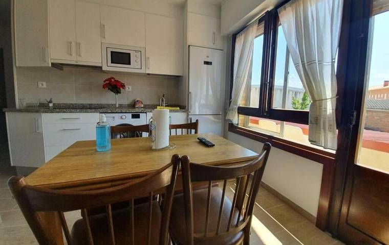 Casa para 8 personas, con jardín además de jacuzzi y piscina, Familias con niños en La Rioja