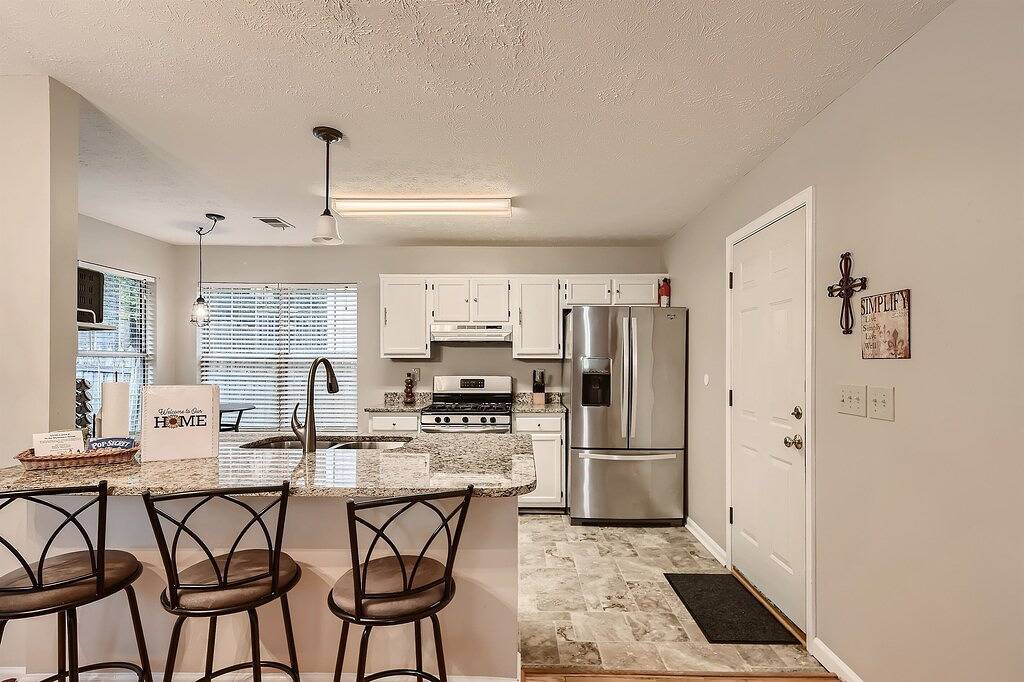 Lawrenceville Gem! Close Hwy 85 & 316! in Gwinnett County