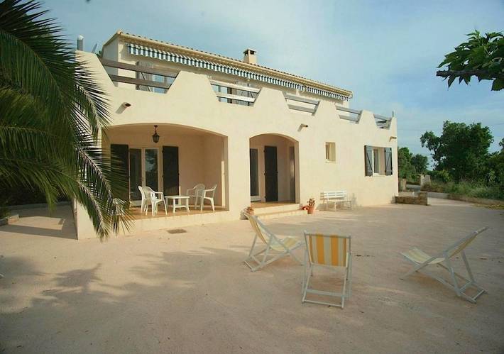 Location de vacances pour 12 personnes, avec jardin et vue dans Favone - 2