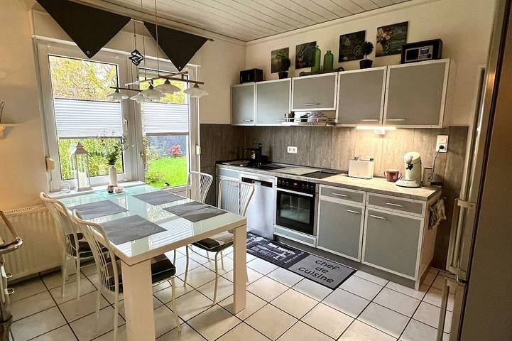 Ferienhaus für 4 Personen, mit Terrasse und Garten in Weener - 4